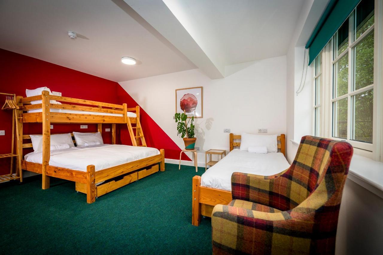 Loch Ness Bunk Inn Drumnadrochit Exterior foto